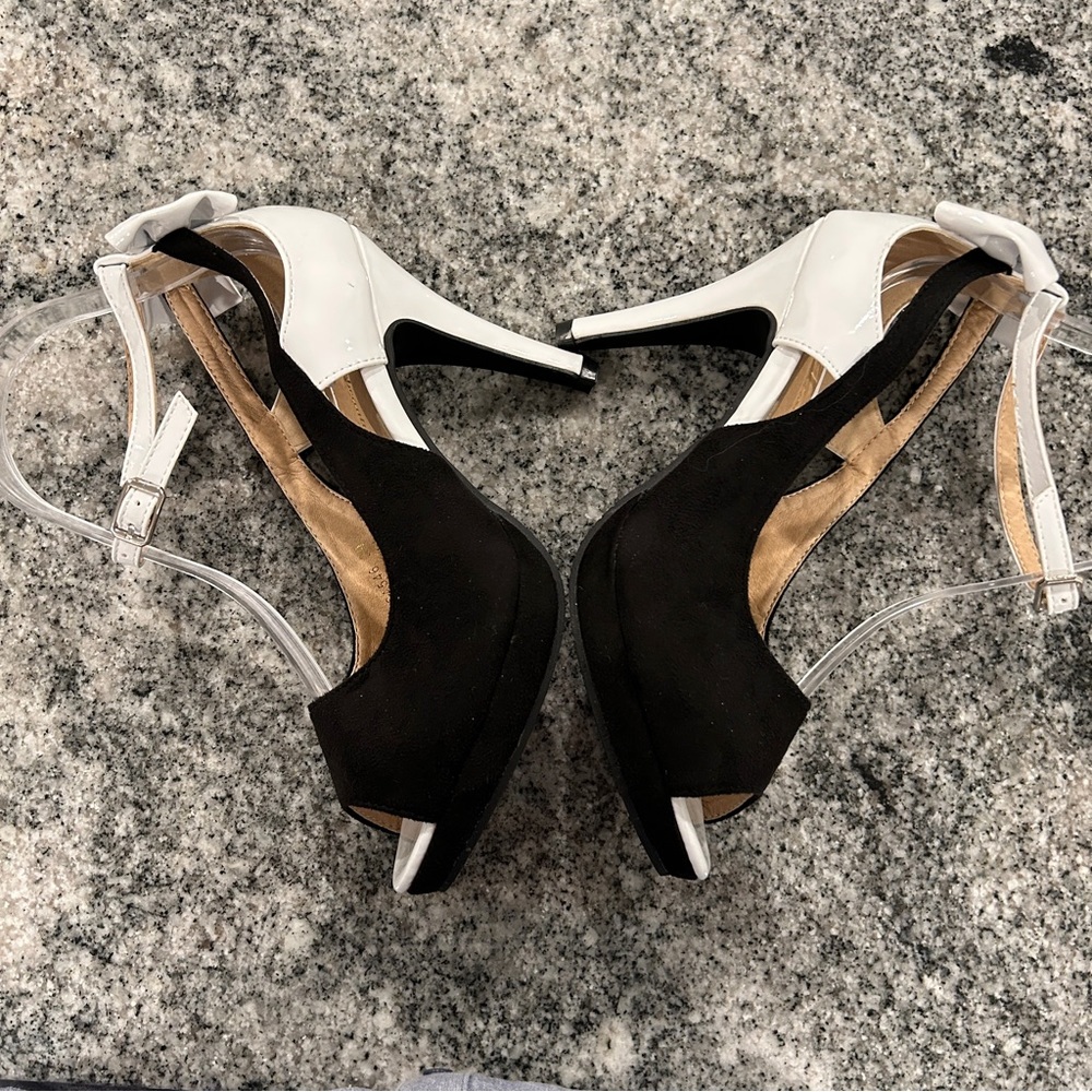 8 Get More Beauty Black and White Stiletto Peep Toe Pumps - Picture 5 of 9